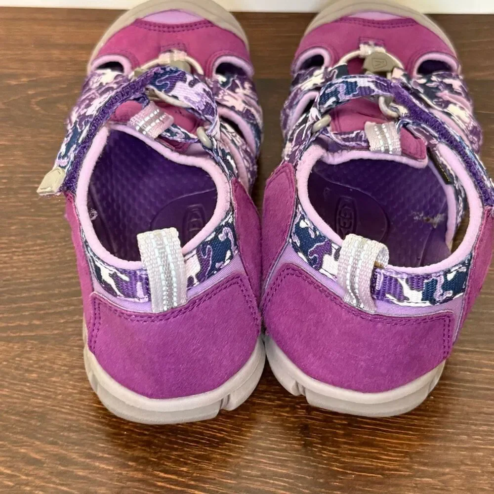 Keen Kid purple Gray shoe size 4  - 9.5”
